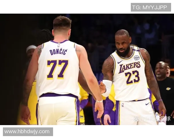 湖人主场对快船的比赛如何进行场地转换与安排分析