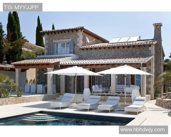 私人泳池打造奢华休闲空间 享受独特私人时光与舒适生活体验 私人泳池打造奢华休闲空间 享受独特私人时光与舒适生活体验