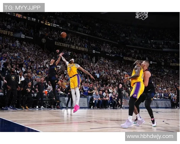 2020年NBA季后赛湖人与掘金第五场精彩回放及赛后分析